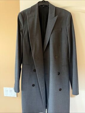 Theory womens  Double-Breasted Gray Sport Coat, long, fitted at waist